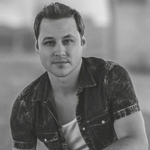 Jason Mizelle LIVE at Moonshine Beach, Friday, November 16th, 2018