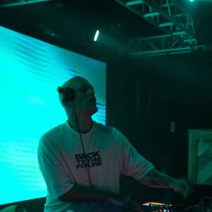 Kiki at Moonshine Beach, Saturday, January 3rd, 2026