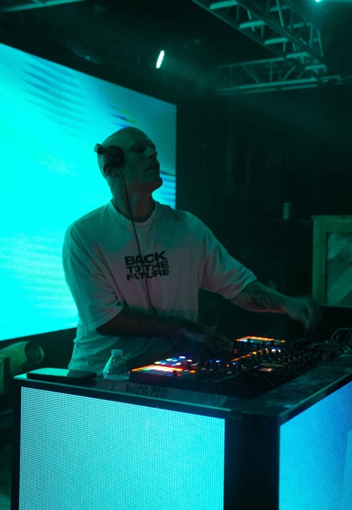 Kiki at Moonshine Beach - Moonshine Beach