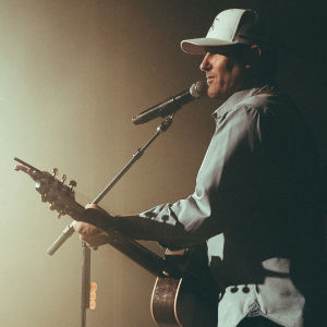 Casey Donahew Live in Concert at Moonshine Beach, Thursday, December 5th, 2019