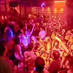 Globe Nightclub