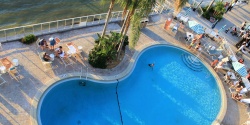 Hotel Pool @ Godfrey Tampa