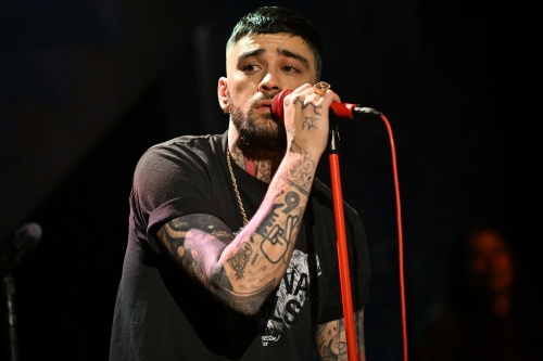 Zayn - UrBarTest