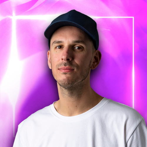 Eric D-Lux at Marquee Dayclub thumbnail