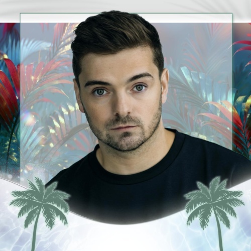Martin Garrix w/ Justin Mylo - Labor Day Weekend at Palm Tree Beach Club thumbnail