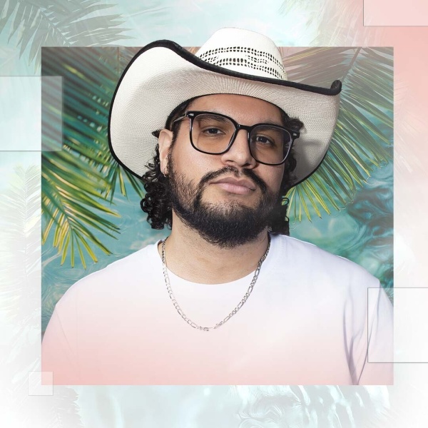 RayBurger at Palm Tree Beach Club
