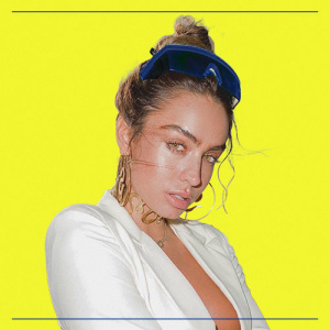 Flyer: Sommer Ray