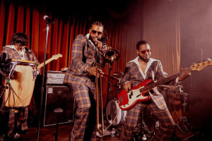 Flyer: The Pinky Ring - HOOLIGANS