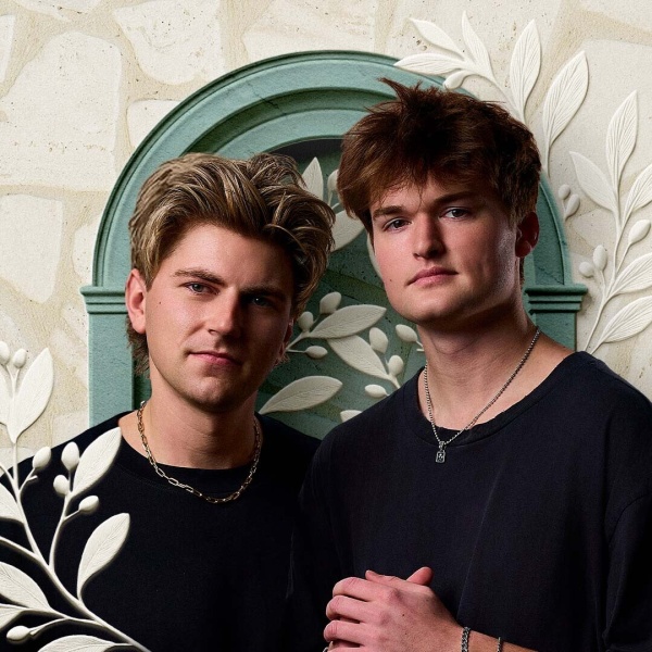 TWINSICK at OMNIA Dayclub