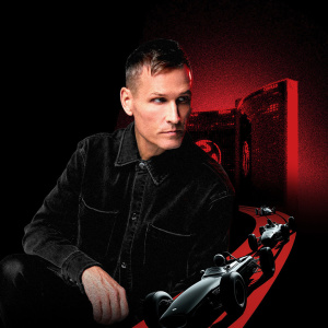 Flyer: Kaskade, RACE WEEKEND