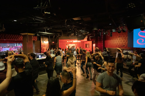 SALSA & BACHATA SUNDAYS - Flyer