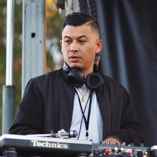 DJ Akrite Hypha at Moonshine Beach - Moonshine Beach