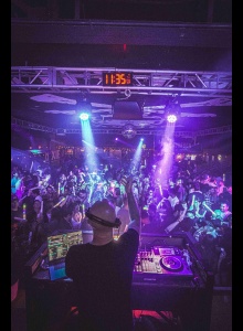 DJ Kiki at Moonshine Beach