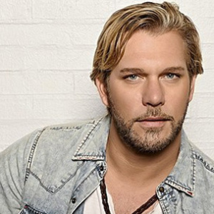 Craig Wayne Boyd LIVE in Concert at Moonshine Beach