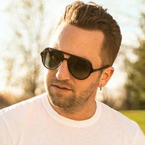 Jake Rose LIVE at Moonshine Beach, Friday, November 30th, 2018